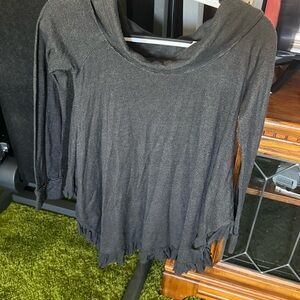Off the shoulders grey sweater, super soft and flowy, great condition